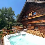 בקתה Almhuette Kaernten