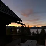 בקתה Almhuette Kaernten *