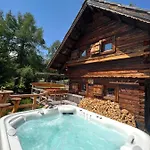 בקתה Almhuette Kaernten *