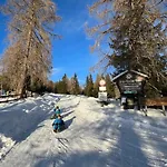 Almhuette Kaernten בקתה *