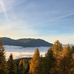 בקתה Almhuette Kaernten