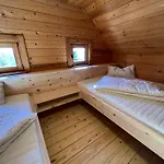 Almhuette Kaernten בקתה מלטברג