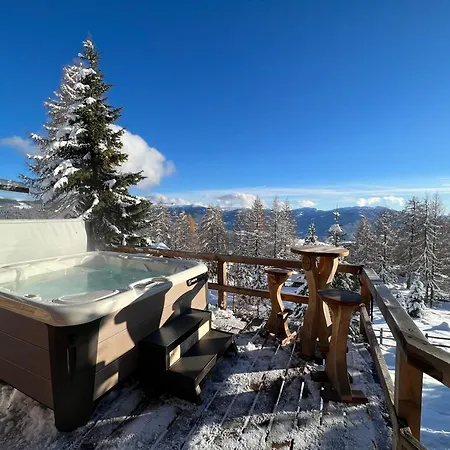 Almhuette Kaernten 木屋 马耳他伯格