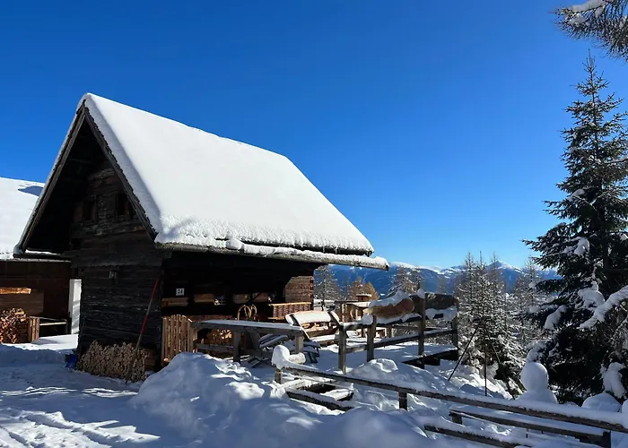 Almhuette Kaernten בקתה *