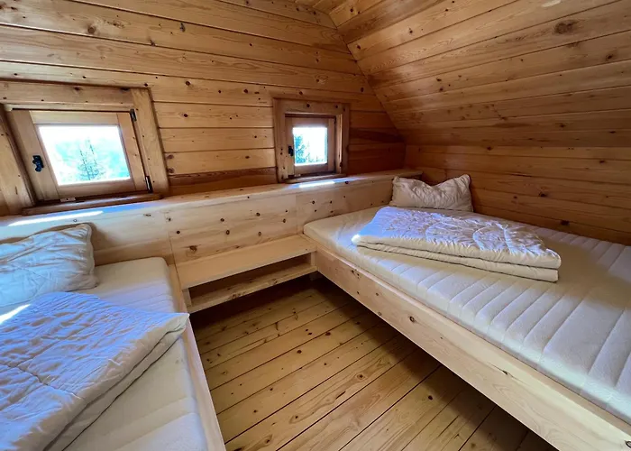 Almhuette Kaernten בקתה מלטברג